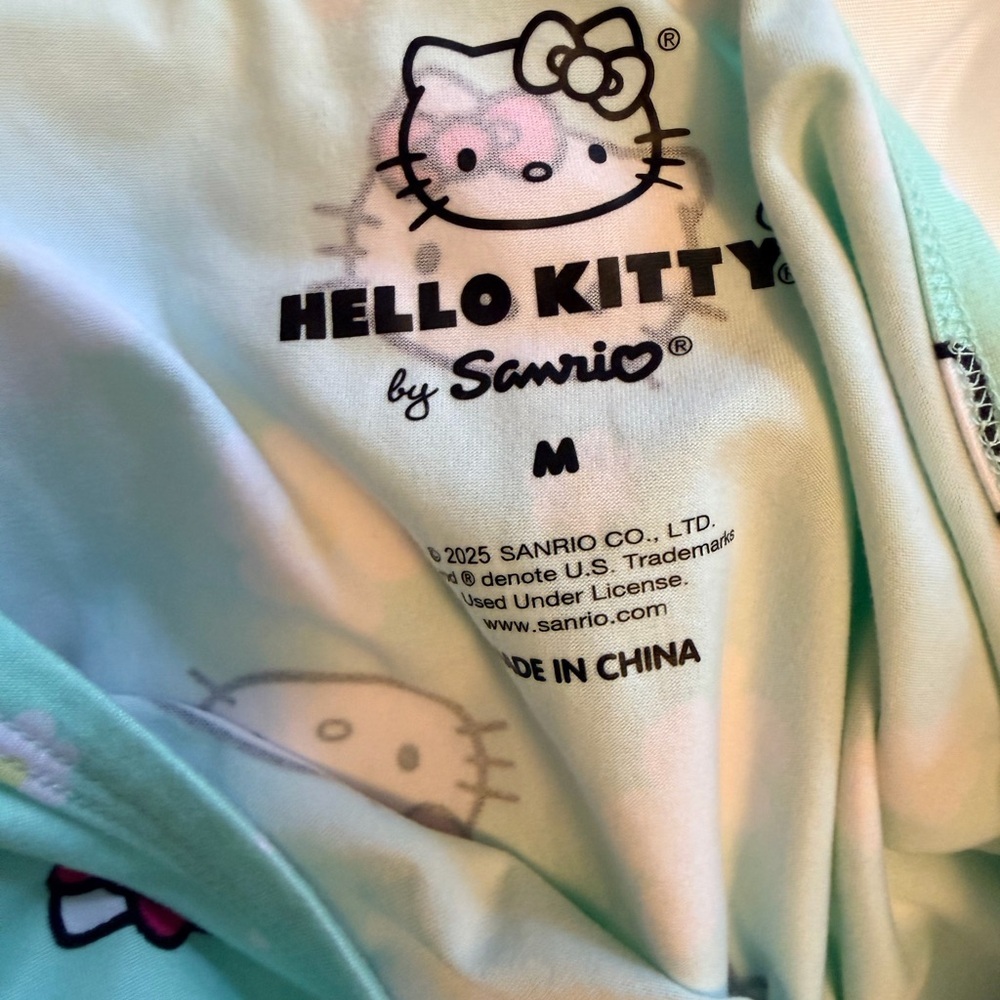 Hello Kitty by Sanrio Mint Green Pajama Set | Size M - Picture 3 of 5